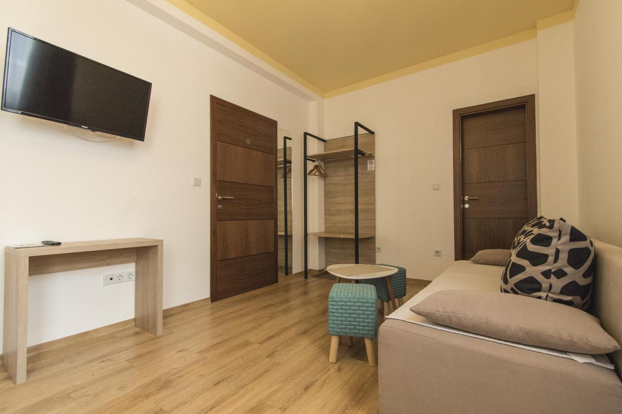 סראייבו Hotel Logavina 8 Garage Parking מראה חיצוני תמונה