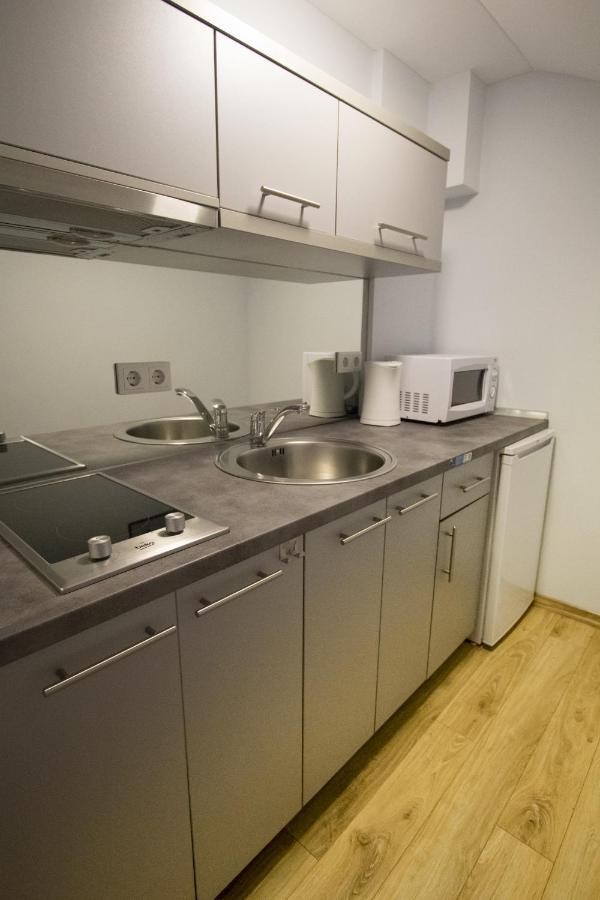 סראייבו Hotel Logavina 8 Garage Parking מראה חיצוני תמונה